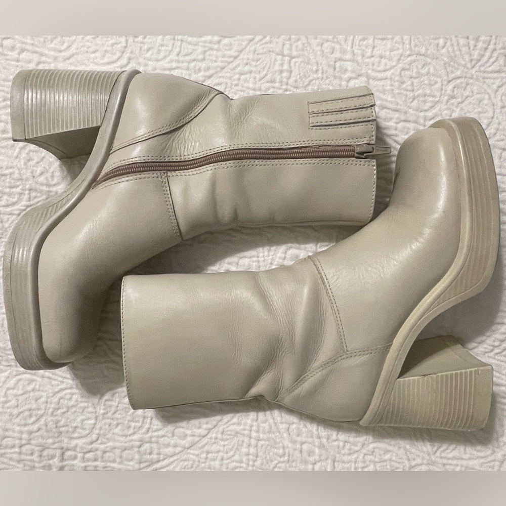 Steve Madden Cream Heeled Boots